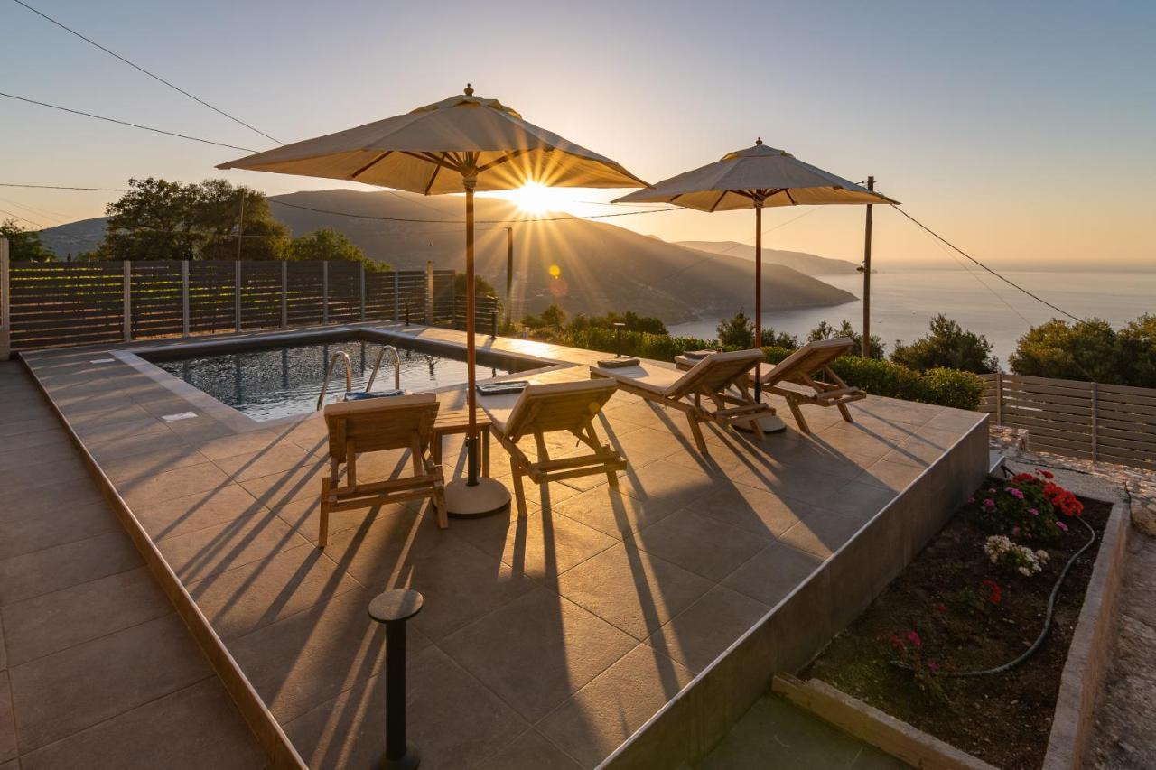 Athina Villa Angon